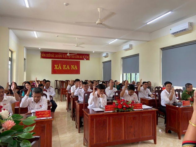 HỘI ĐỒNG NHÂN DÂN XÃ EA NA, KHÓA XII, NHIỆM KỲ 2026-2031 TỔ CHỨC KỲ HỌP THỨ HAI
