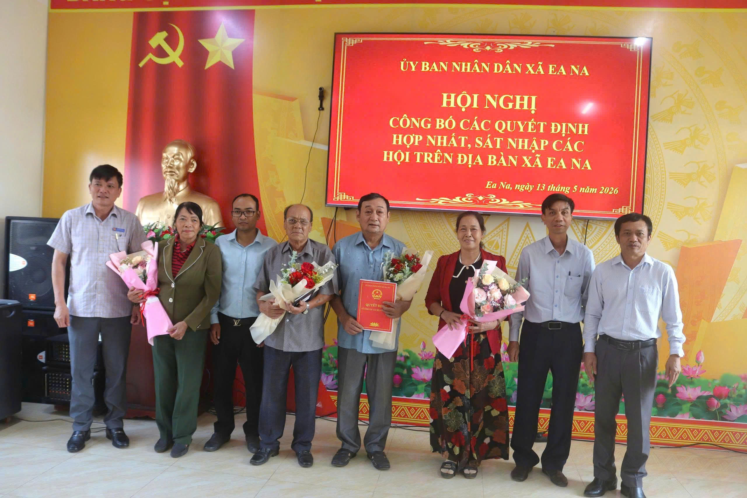 Hội nghị Công bố Quyết định hợp nhất, sáp nhập các Hội quần chúng do Đảng, Nhà nước giao nhiệm vụ trên địa bàn xã