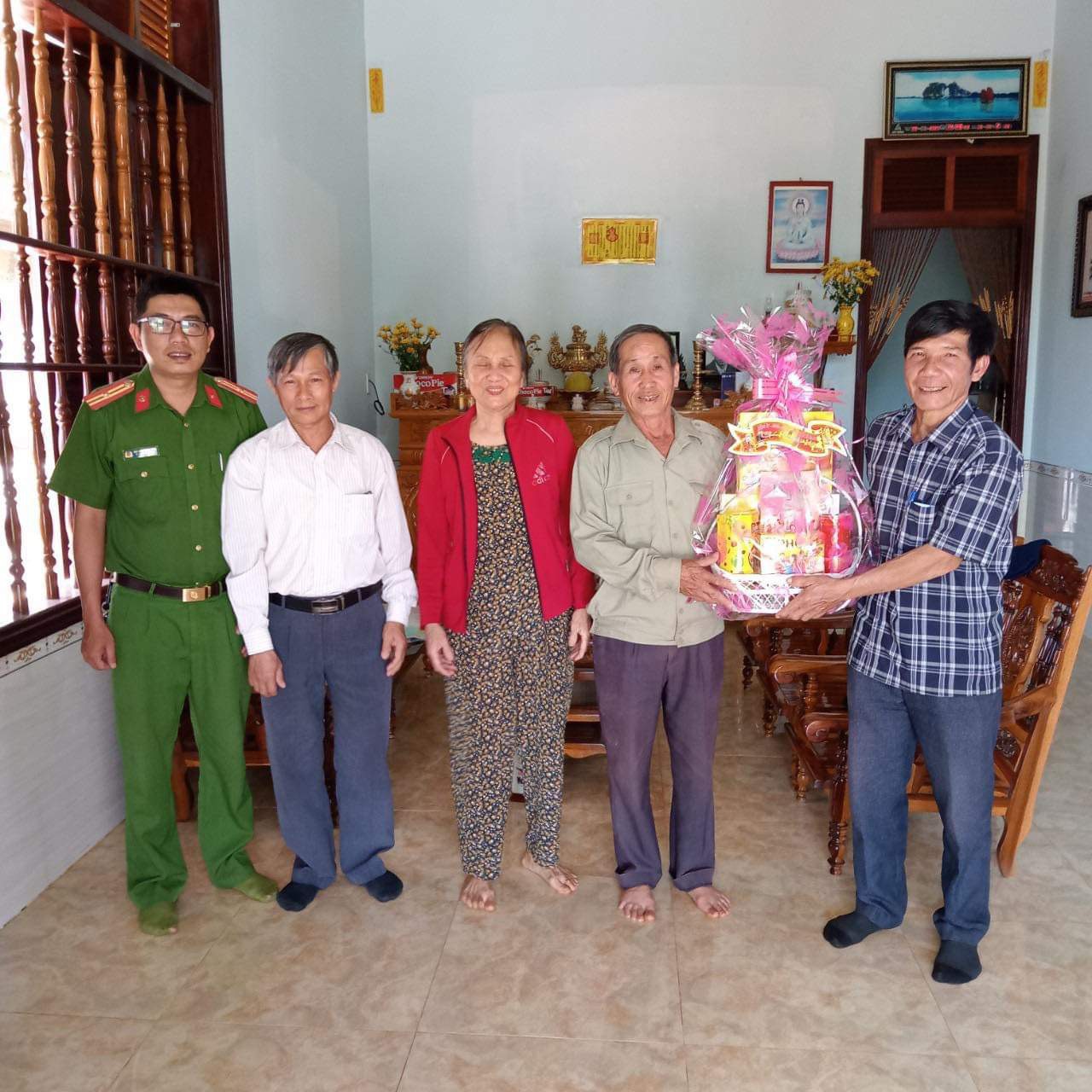 z5119169553627_0e7b52b3ecdfdcd0f6d5733057dac9dd