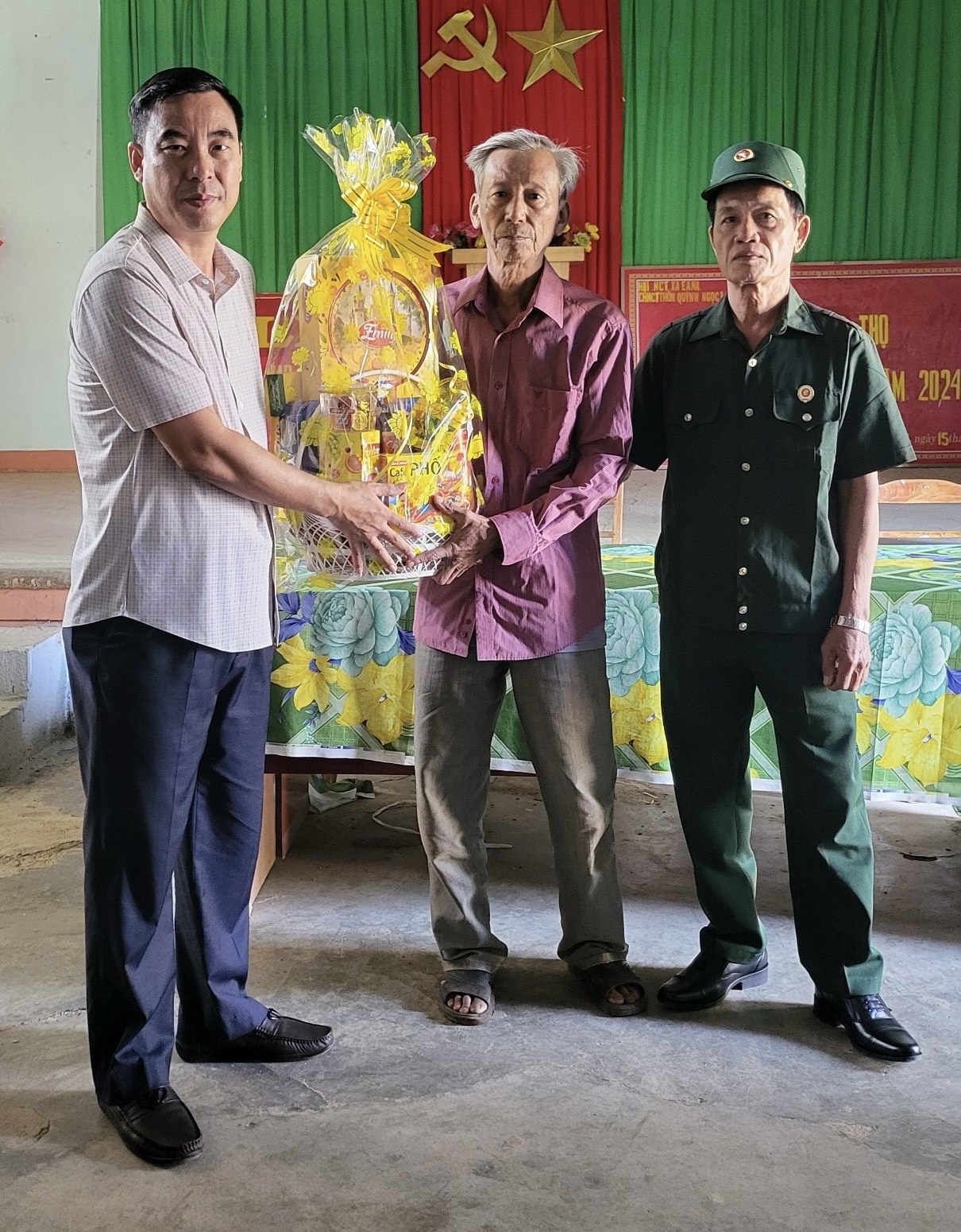 z5173860922343_4d2f130a215c37497536d2d25bcad508