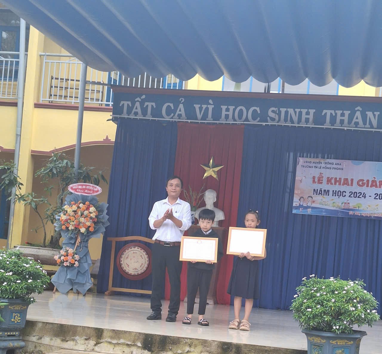 z5802122877546_1f8c28142b0a903403e67135aea2d4ae