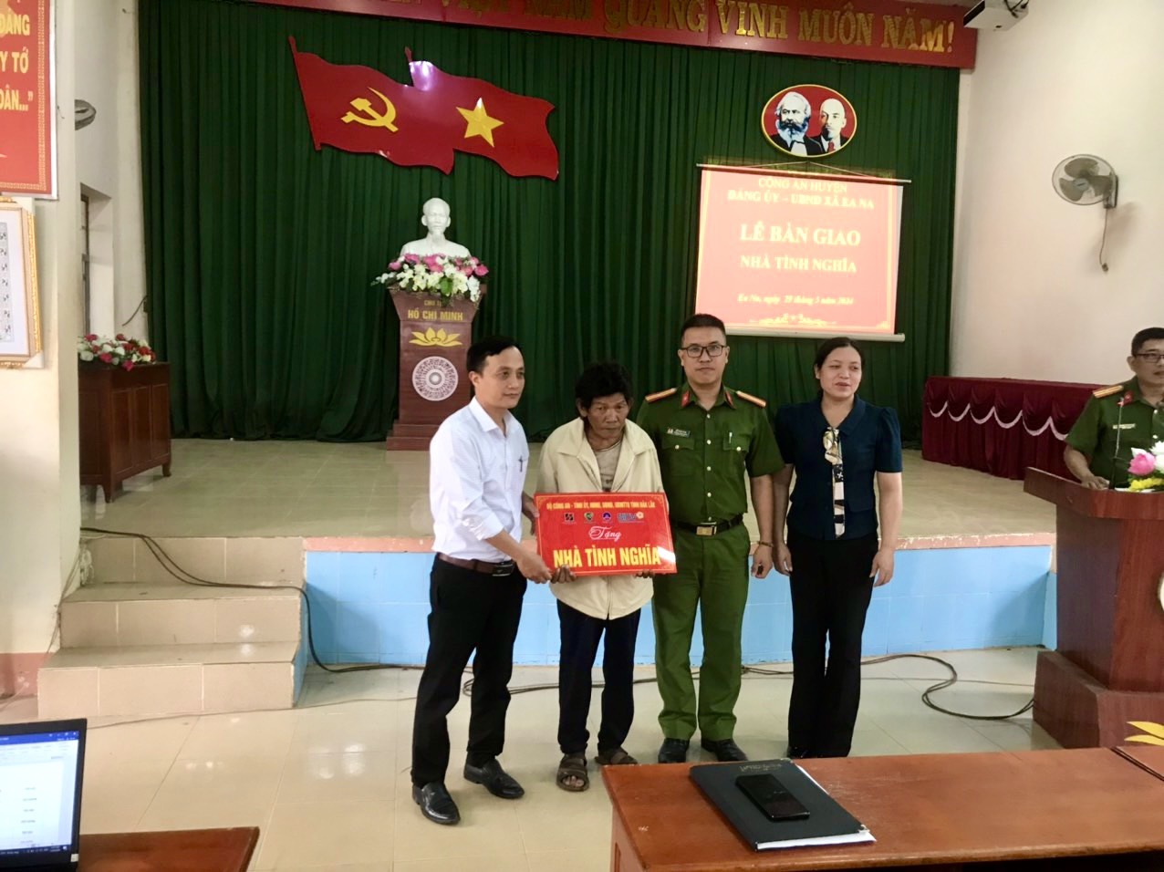 z5492908753623_96a772dfc6e2331b3dce75911bdd2cd0