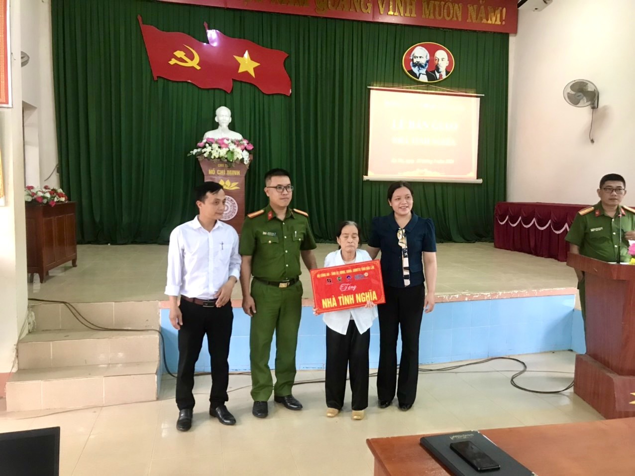 z5492908755931_12205103c14cbdadc68270efb62a566c