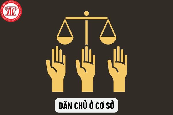 Quyết định ban hành quy chế dân chủ ở cơ sở