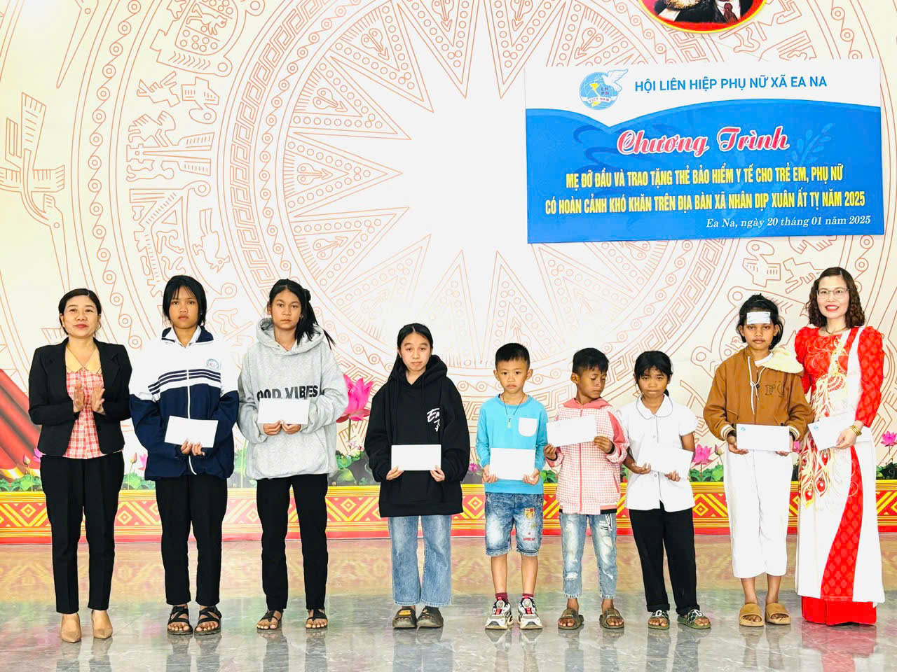 z6253247330643_68e51be95f1efa7df73564edd604b77c